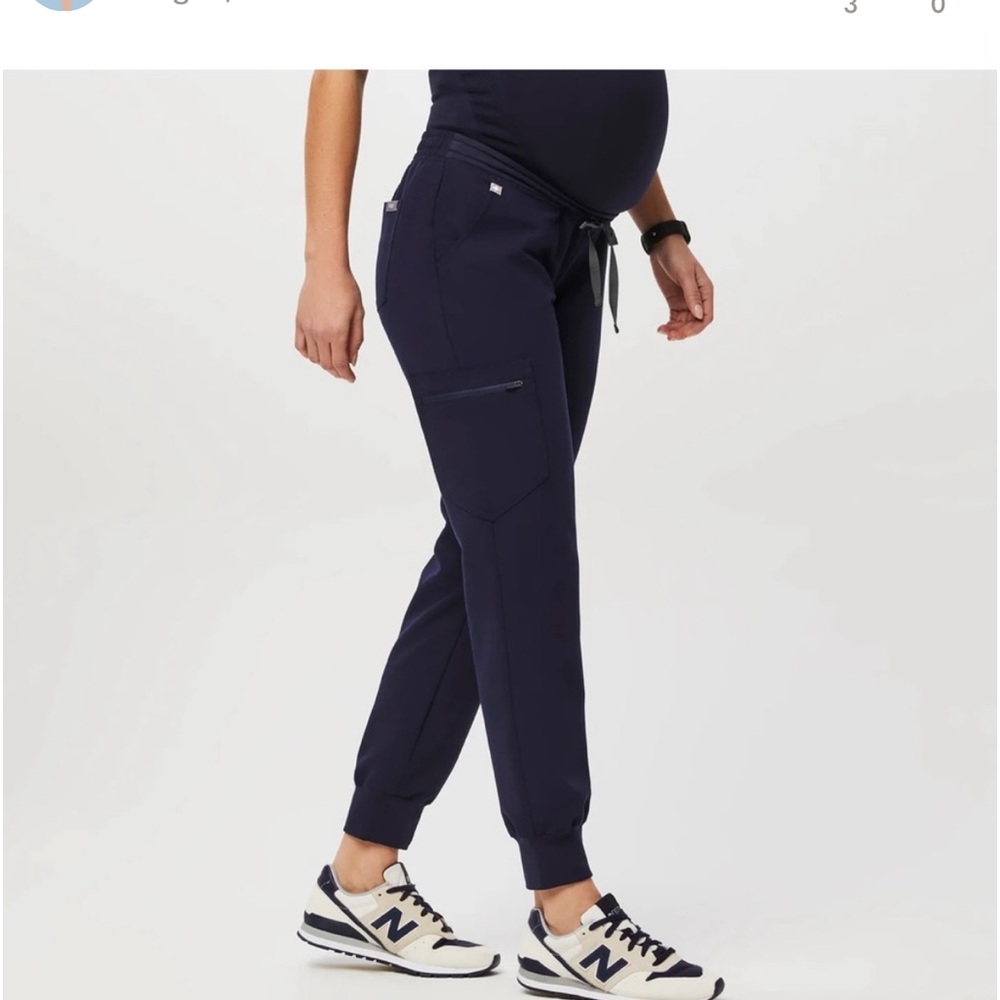 Size small maternity fig scrub pants